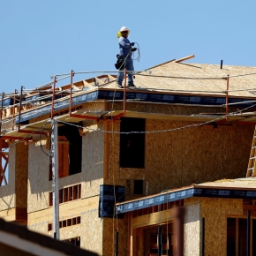 US housing starts in October remained at the level of last year