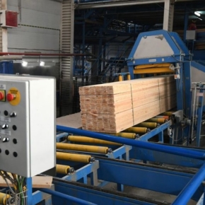 В Югре на базе завода МДФ возобновлено производство плитной продукции