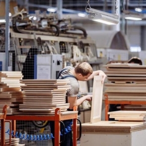 АМДПР: в 2022 г. производство российской мебели снизилось на 4-5%