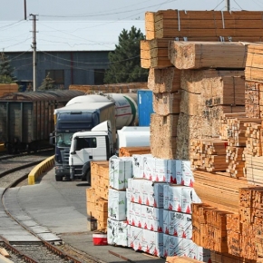 В 2022 г. российский экспорт древесины и изделий из нее упал почти на четверть